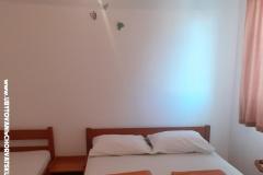 VILLA BERNARD..150 m plaža DRAŽICA Appartement 1 – A4+1 apart foto 2