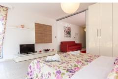 Appartements &amp; Chambres DDD2 Appartement 1 – RED APP foto 4
