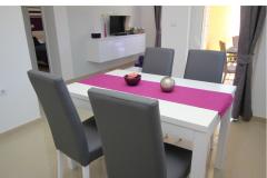 Appartements Gorica 1- with Pool, 200 Appartement 1 – Gorica 1/6 foto 3