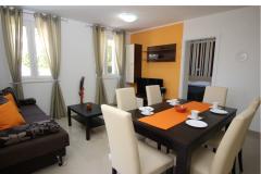 Appartements Gorica 1- with Pool, 200 Appartement 3 – Gorica 1/5 foto 1