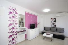 Appartements Gorica 1- with Pool, 200 Appartement 2 – Gorica 1/4 foto 1
