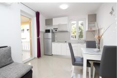Appartements Gorica 1- with Pool, 200 Appartement 2 – Gorica 1/4 foto 4
