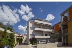 Appartements Luny Makarska Appartement 1 – App 3+3 foto 1