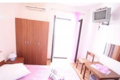 Chambres Bili Galeb BED? Chambre 1 – PURPLE foto 3