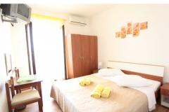 Chambres Bili Galeb BED? Chambre 2 – yellow foto 2