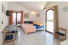 Dizma Wellness Appartements Appartement 2 – Yellow foto 1