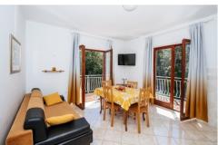 Appartements Jelena Appartement 2 – bijeli foto 1