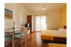 Appartements Niko Podgora Appartement 2 – 2+1AYellow foto 1