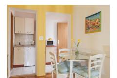 Appartements Niko Podgora Appartement 2 – 2+1AYellow foto 2