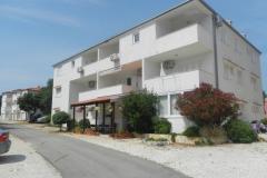 Appartements Radic Appartement 1 – PRVI KAT foto 1