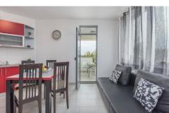 Appartements Kimi with swimming pool  Appartement 1 – APP V foto 2