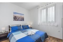 Appartements Kimi with swimming pool  Appartement 1 – APP V foto 3