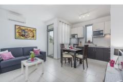 Appartements Kimi with swimming pool  Appartement 4 – APP M foto 1