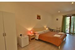 Chambres &amp; Restaurant Feral Chambre 4 – Oblica foto 1