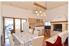 Mira 615 Appartement 2 – 4+0 Ap 2 foto 2