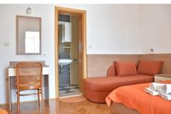 Appartements Stone  Tučepi  Appartement 3 – A3+1 -102 foto 2