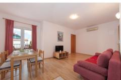 Appartements Svjetlana i Ivo Mravičić Appartement 4 – 4: A2+2 foto 3