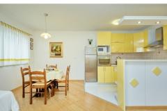 Appartements Zelic Tucepi Appartement 2 – Yellow Apt foto 5