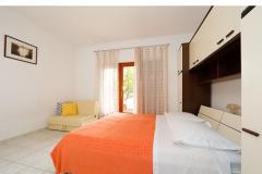 Villa 750 Chambre 5 – 1: R2+1 foto 4