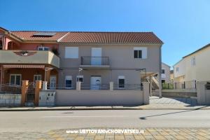 Appartements Ćelić – Biograd