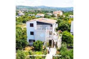 Appartements Ukić – Rogoznica
