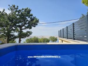 Beachfront Holiday Maison Ivana with