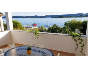 Appartement Mare - prvi red uz more
