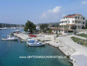 Appartements Lovro Pag