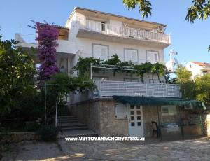 Appartements Zvone - Primošten