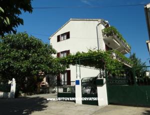 Appartements Milka-Jure Srima-Vodice