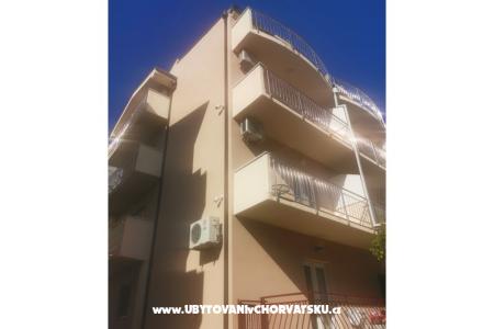 Appartements Divić - Villa Mateo  Baska Voda Croatie