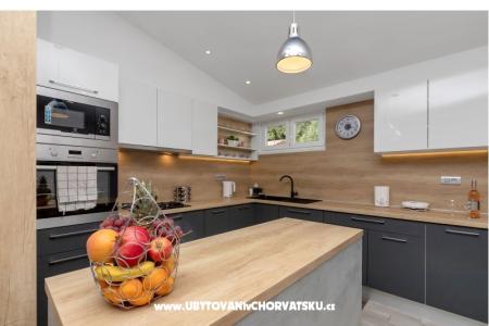 Appartement Rose Baska Voda Croatie