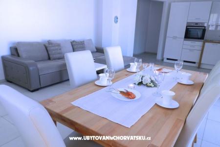 Diamant *** Baska Voda Croatie