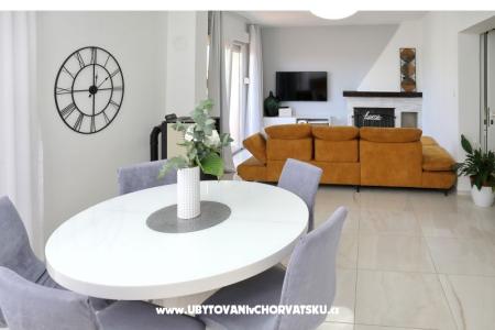 Bella's Home – Bibinje Croatie