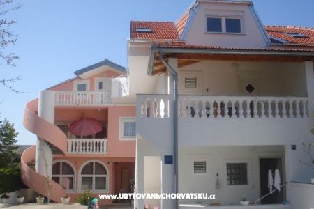 Appartements Goge Biograd Croatie
