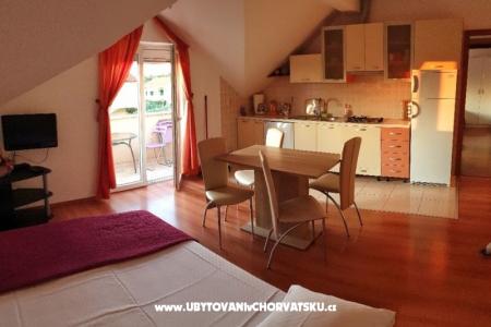 Appartements Krajnović Biograd foto 2