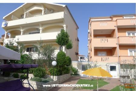 Pension Gašpar Biograd Croatie