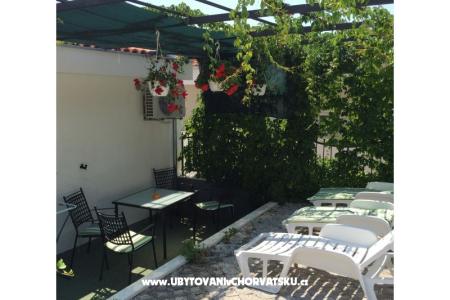 Appartements Kuić foto 4