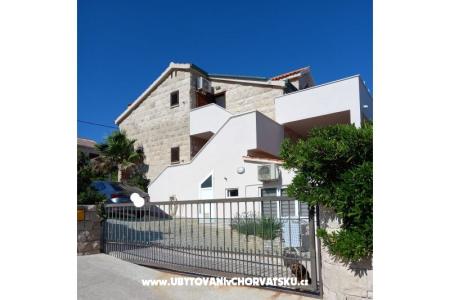 Appartements Mariva  île Brac Croatie