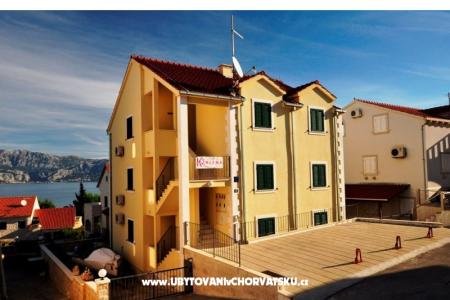 Appartements Karlena île Brac Croatie