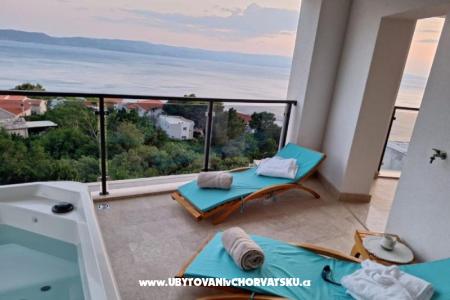 Ivana &amp; Luka Brela Croatie