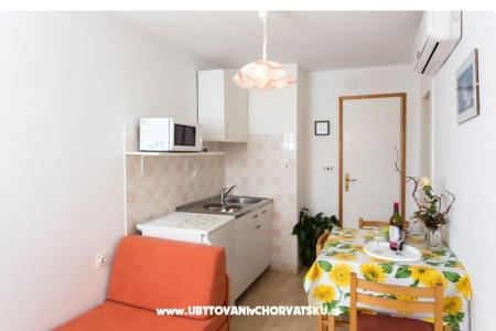 Ucovic Appartements foto 4