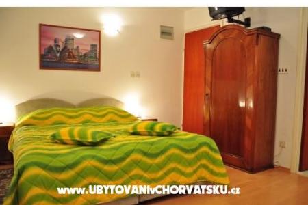 Appartements &amp; room Giron foto 2