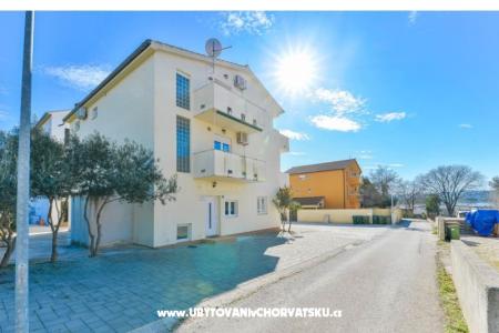 Appartements Adria Sv. Filip i Jakov Croatie