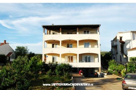 Appartements Iva Sv. Filip i Jakov Croatie