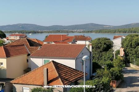 Appartements Pedišić foto 3