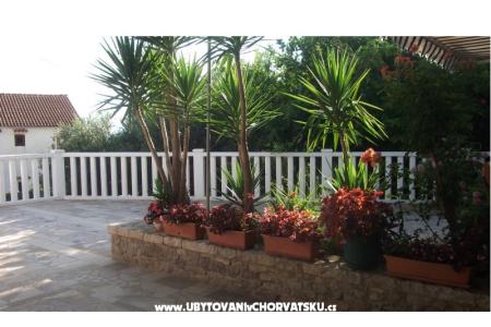 Appartements Nada île Hvar Croatie