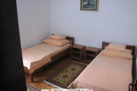 Appartements Alfirević foto 3
