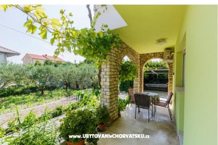 Perla Kaštela foto 2