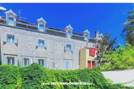 Villa Šoulavy by the beach Kastela Croatie